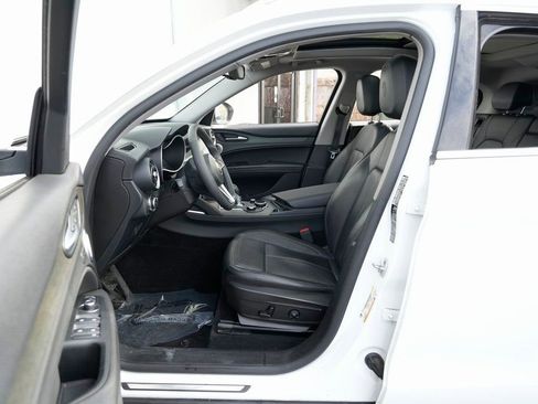 Used 2019 Alfa Romeo Stelvio Ti image 24