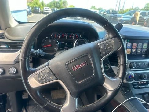 Used 2020 GMC Yukon SLT AWD/4WD image 6