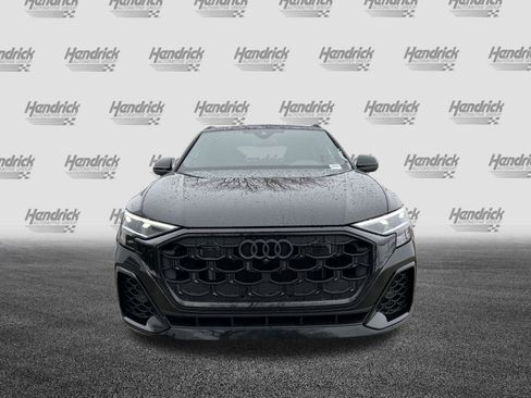 Used 2025 Audi Q8 Premium Plus w/ Premium Plus Package image 3