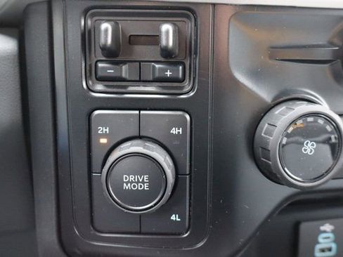 New 2026 Ford F550 4x4 Supercab Super Duty image 38