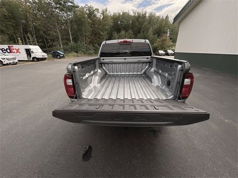 New 2026 GMC Canyon Elevation w/ Convenience Package image 25