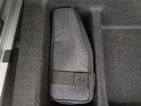 Used 2023 Rivian R1S Adventure AWD/4WD image 34