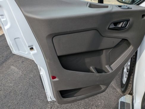 Used 2024 Ford Transit 250 w/ Exterior Upgrade Package image 29