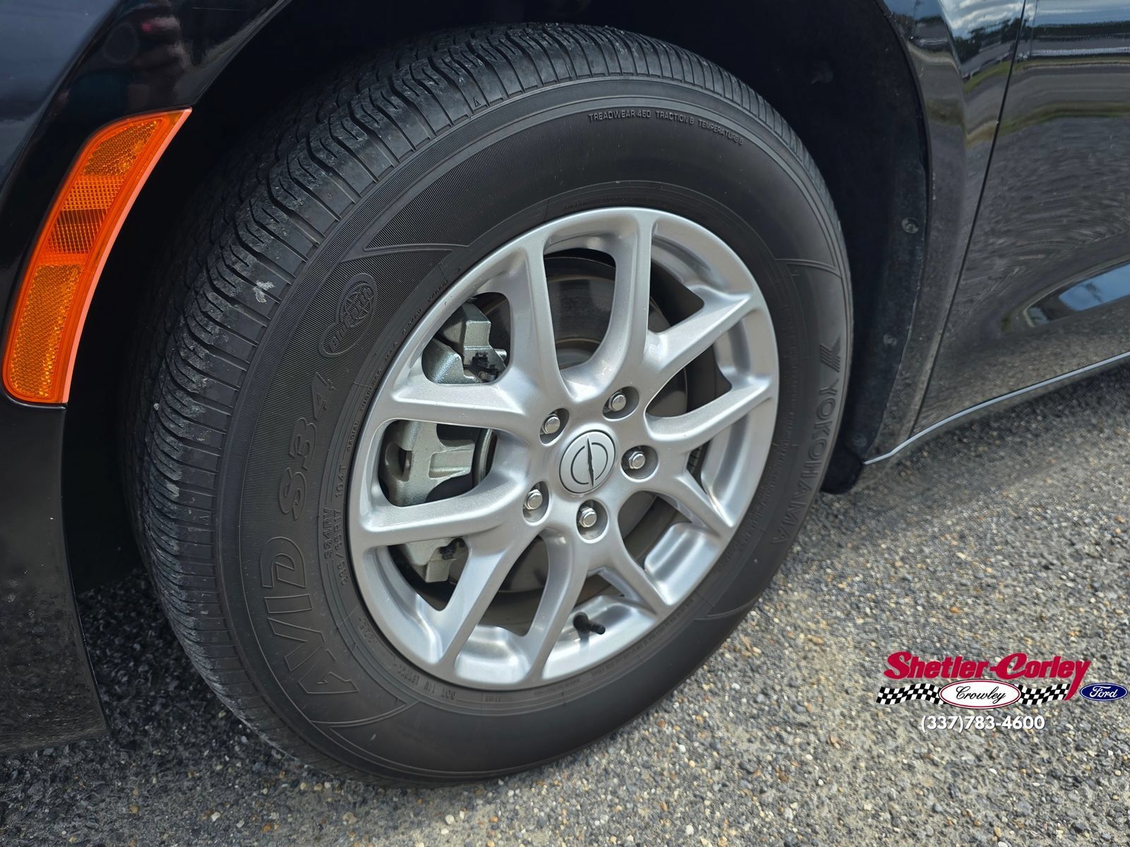 Used 2026 Chrysler Pacifica Select FWD image 11
