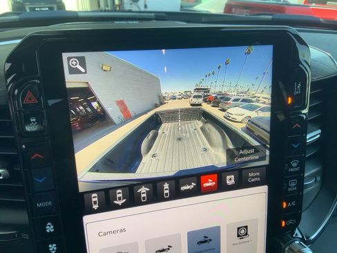 New 2025 RAM 2500 Laramie AWD/4WD image 26