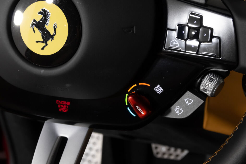 Used 2026 Ferrari Purosangue AWD/4WD image 40