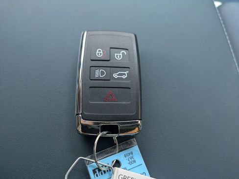 New 2026 Land Rover Range Rover SV image 32