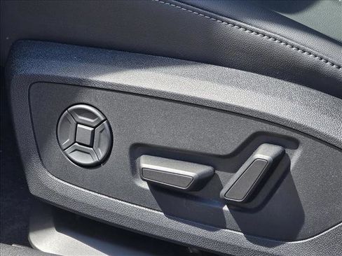 New 2025 Audi A5 2.0T Premium image 15