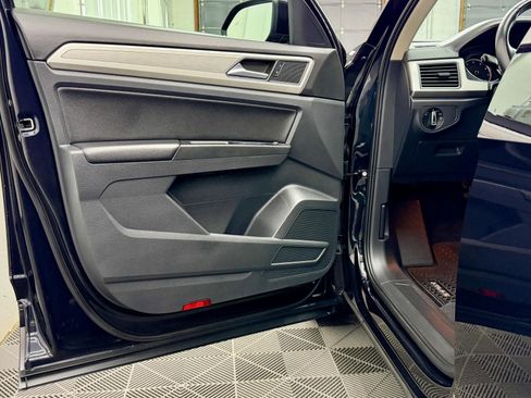 Used 2018 Volkswagen Atlas SE image 6