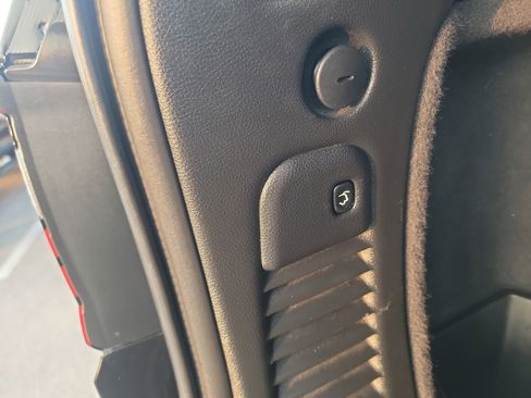 Used 2021 Dodge Durango SXT image 33