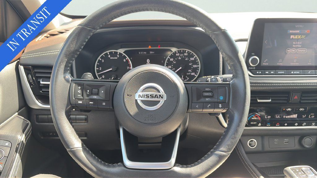 Used 2021 Nissan Rogue SL AWD/4WD image 11