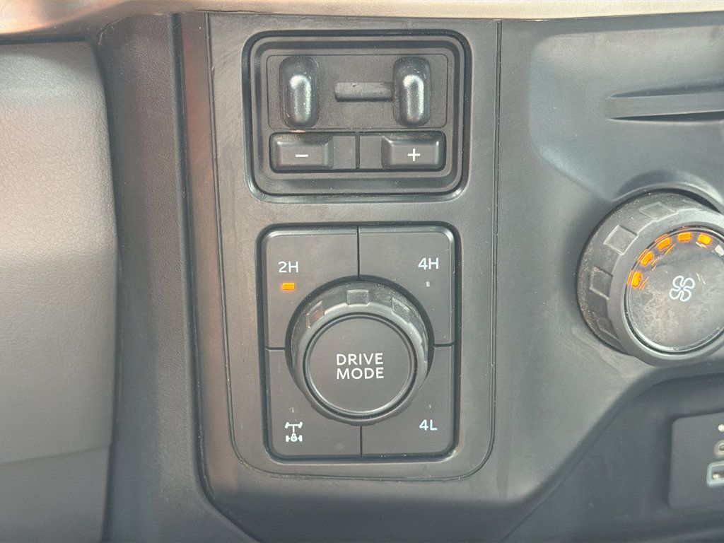 Used 2023 Ford F250 XL w/ FX4 Off-Road Package AWD/4WD image 15