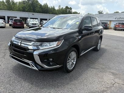 Used 2022 Mitsubishi Outlander 4WD Plug-In Hybrid
