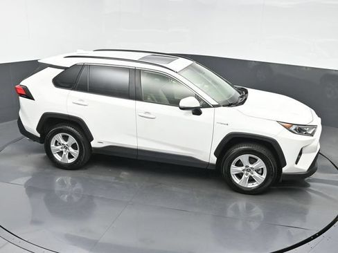 Used 2021 Toyota RAV4 XLE w/ Convenience Package AWD/4WD image 34