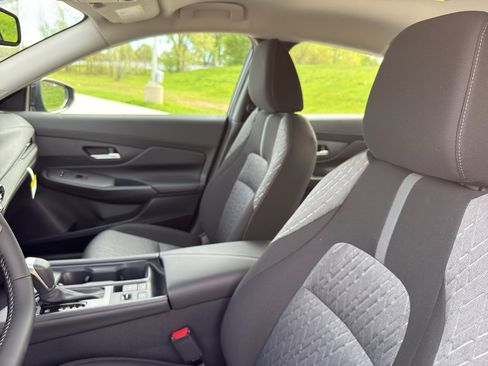 New 2026 Nissan Sentra SV FWD image 25