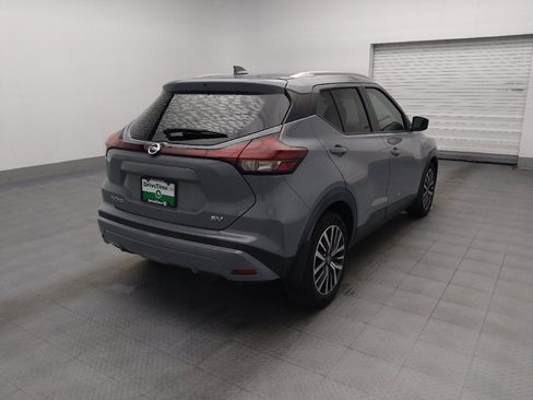 Used 2021 Nissan Kicks SV FWD image 9