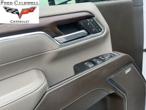 Used 2024 GMC Sierra 2500 SLT w/ SLT Premium Package image 23