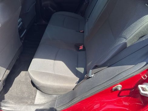 Used 2020 Toyota RAV4 LE w/ All Weather Liner Package AWD/4WD image 21