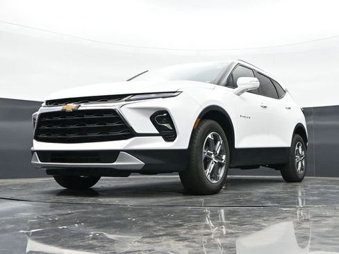 Used 2024 Chevrolet Blazer LT w/ LPO, Floor Liner Package FWD image 38