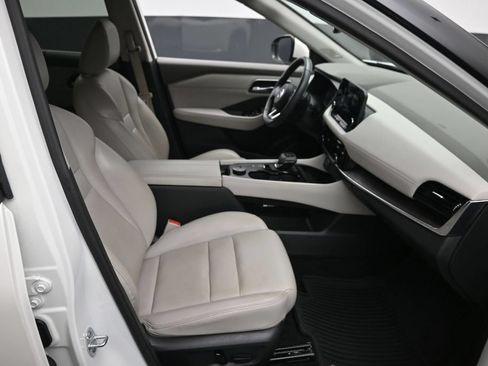 Used 2021 Nissan Rogue SL w/ Premium Package AWD/4WD image 9
