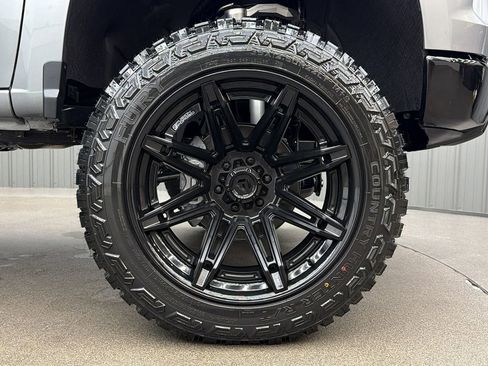 Used 2026 Chevrolet Silverado 1500 LT Trail Boss AWD/4WD image 10