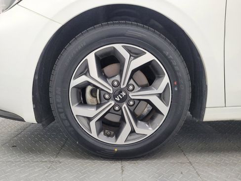 Used 2020 Kia Forte LXS FWD image 31