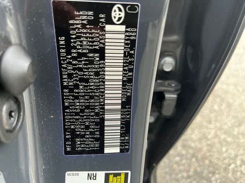 Used 2024 Toyota Corolla XSE FWD image 9