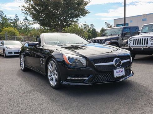 Used 2013 Mercedes-Benz SL 550 image 16