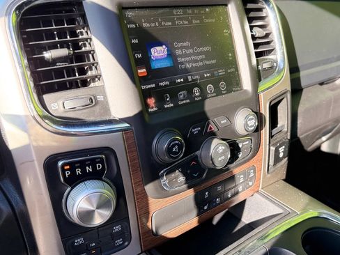Used 2017 RAM 1500 Laramie w/ Convenience Group AWD/4WD image 40