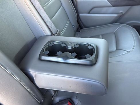 Used 2022 GMC Canyon Denali image 40