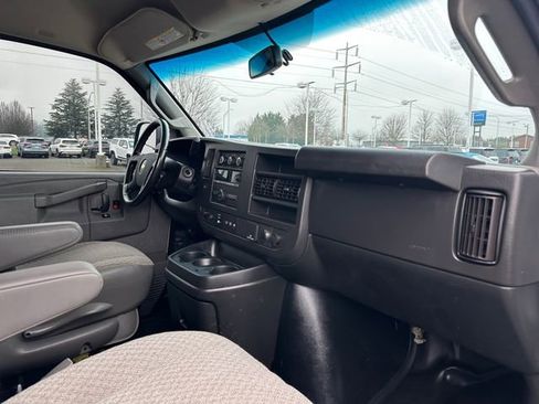 Used 2020 Chevrolet Express 2500 w/ Driver Convenience Package image 35