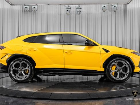 Used 2024 Lamborghini Urus S image 19
