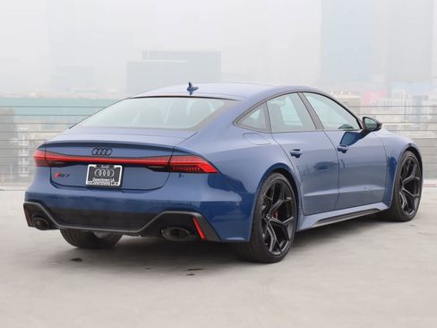 New 2025 Audi RS 7 Performance image 11