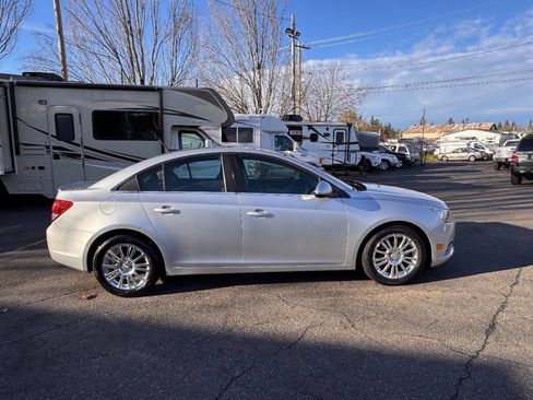 Used 2014 Chevrolet Cruze Eco image 5