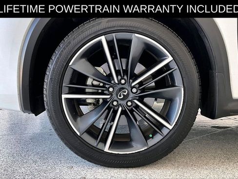 Certified 2025 INFINITI QX55 Essential AWD/4WD image 11