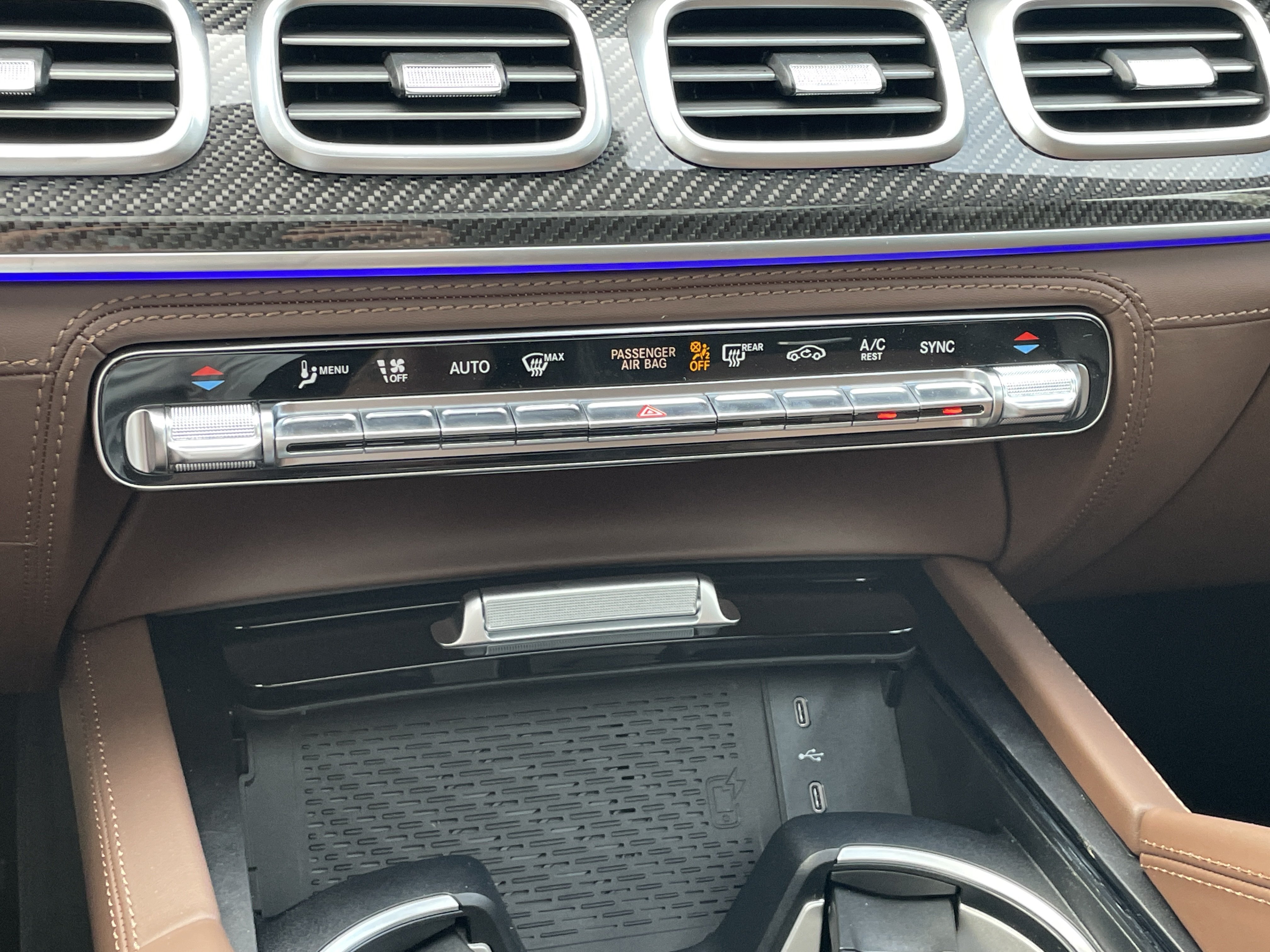 New 2026 Mercedes-Benz GLE 53 AMG 4MATIC Coupe image 30