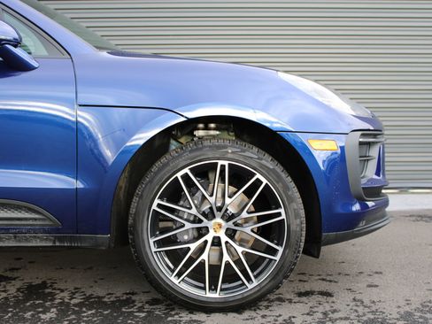 New 2026 Porsche Macan image 11