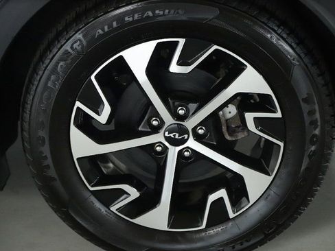 Used 2023 Kia Sportage EX FWD image 40