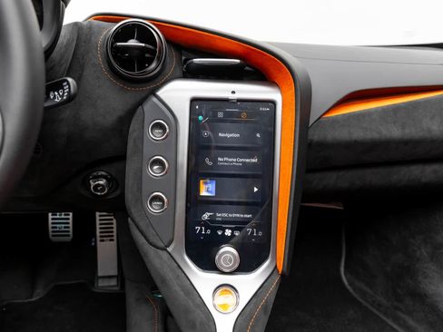 New 2026 McLaren 750S Spider RWD image 10