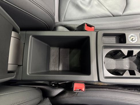 Used 2020 Audi Q3 2.0T Premium w/ Convenience Package image 30