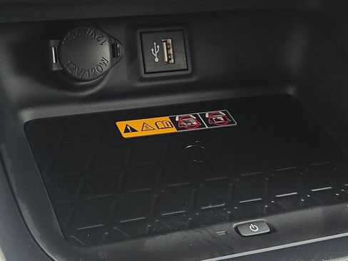 Used 2025 Toyota RAV4 XLE Premium w/ Weather Package AWD/4WD image 29