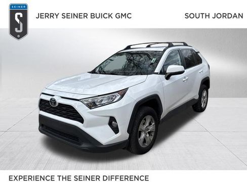 Used 2021 Toyota RAV4 XLE w/ Convenience Package AWD/4WD image 1