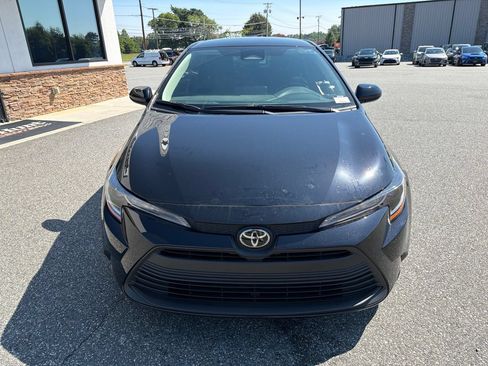 Used 2026 Toyota Corolla LE FWD image 12
