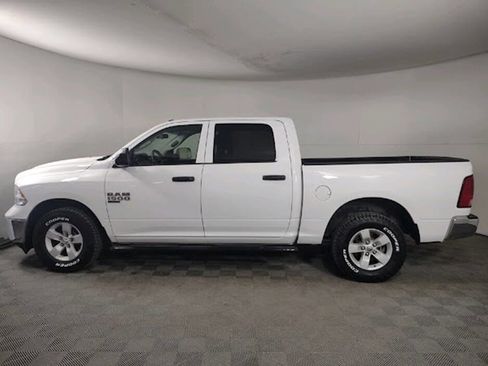 Used 2022 RAM 1500 Tradesman w/ Chrome Appearance Group image 5