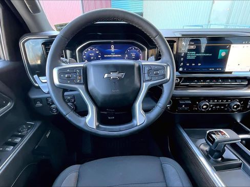 Used 2023 Chevrolet Silverado 1500 RST w/ Convenience Package II image 6