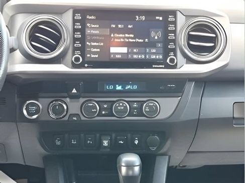 Used 2023 Toyota Tacoma TRD Sport w/ Technology Package AWD/4WD image 11