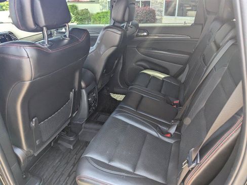 Used 2020 Jeep Grand Cherokee Trailhawk w/ Trailhawk Luxury Group AWD/4WD image 25