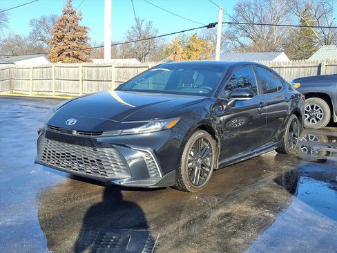 Certified 2025 Toyota Camry SE w/ Convenience Package image 27