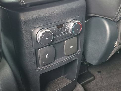Used 2021 Ford Explorer XLT w/ Equipment Group 202A AWD/4WD image 13