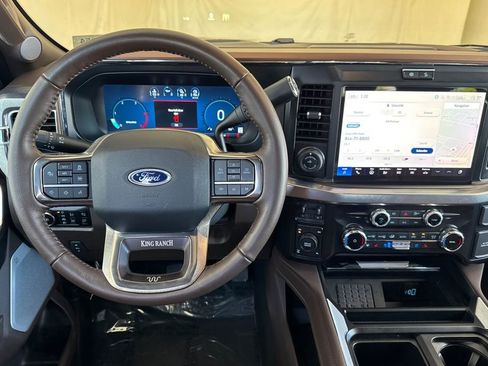 Used 2025 Ford F350 King Ranch AWD/4WD image 14